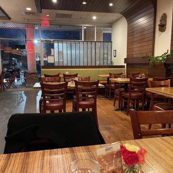 Siam Bistro - Indoor seating - Thai Near Me - Woodbridge, Virginia Siam Bistro - Indoor seating - Thai Near Me - Woodbridge, Virginia