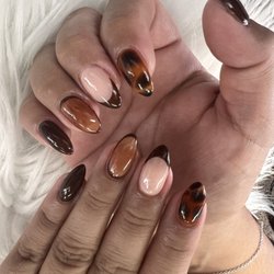 Pinks Nail Spa - Dipping powder