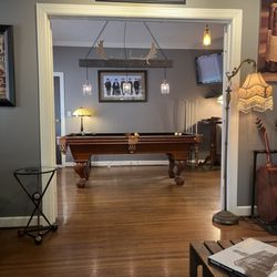 The Moose Music Row - Inside
