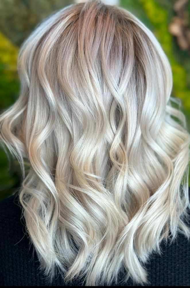 Glow Co Hair Logo