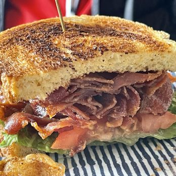 Lulu Kitchen - BLT - Seafood Near Me - Hilton Head Island, South Carolina Lulu Kitchen - BLT - Seafood Near Me - Hilton Head Island, South Carolina