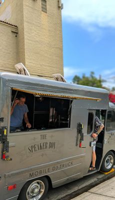 De La Playa Records & Leisure by null