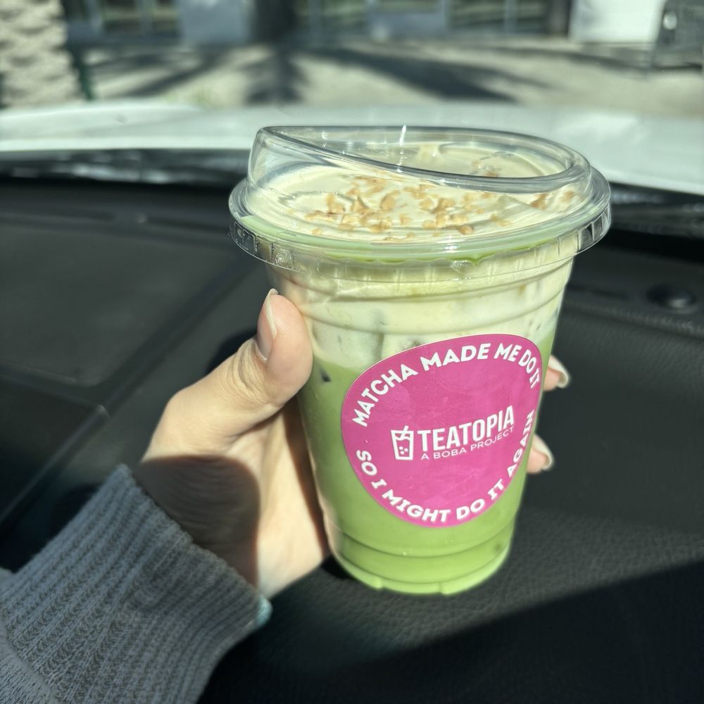Teatopia - Banana Cream Matcha Latte - Bubble Tea Near Me - Long Beach, California Teatopia - Banana Cream Matcha Latte - Bubble Tea Near Me - Long Beach, California