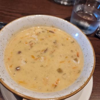 Burtons Grill & Bar - Seafood Near Me - Atlanta, Georgia