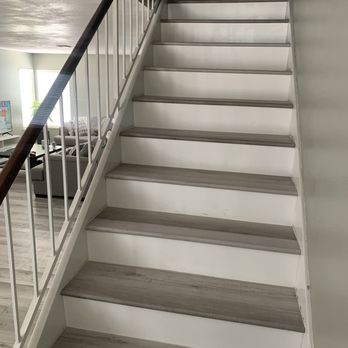 Demontecristo Floor and Paint - New stairs - Flooring Near Me Demontecristo Floor and Paint - New stairs - Flooring Near Me