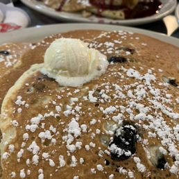 Kajafa Cherry Crepes