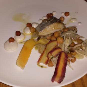 Le Garde Côte - Escabèche de maquereau espagnol, salade de pois chiches, yogourt au tahini - Mediterranean Near Me - Montreal, Quebec