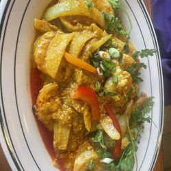 Chopstixs Thai & Asian Cuisine - Yellow Curry