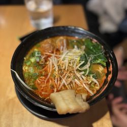 Slurping Turtle - Tan Tan Men [spicy] 19 pork belly, spicy pork miso, meatballs, pea sheots, bean sprouts, scallions, chili flakes, chili oil, sesame seeds