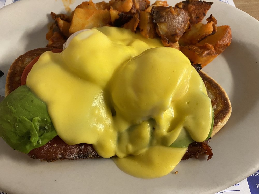 MELDGIE’S RIVERS EDGE CAFE Updated June 2024 16 Reviews 406 Main