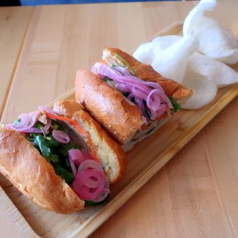 Mai Mai Viet Street Kitchen - Vietnamese Near Me - Edmonton, Alberta Mai Mai Viet Street Kitchen - Vietnamese Near Me - Edmonton, Alberta