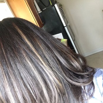 Beautiful People New York - How was a charged for a balyage this clearly NOTTT a balyage - Hair Salons Near Me - Merrick, New York