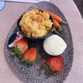 Lamplight Lounge - Kids mac & cheese with fruit, yogurt, and carrots as sides. - New American Near Me - Anaheim, California Lamplight Lounge - Kids mac & cheese with fruit, yogurt, and carrots as sides. - New American Near Me - Anaheim, California
