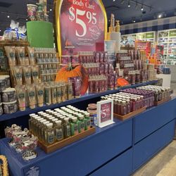 Bath & Body Works