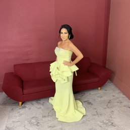Figure fitting and slimming, perfect quality Figure fitting and slimming, perfect quality