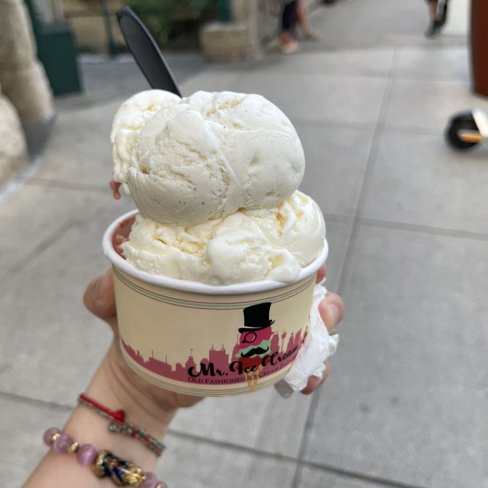Blue Bell Ice Cream - Vanilla bean and coconut - Ice Cream & Frozen Yogurt Near Me - San Antonio, Texas Blue Bell Ice Cream - Vanilla bean and coconut - Ice Cream & Frozen Yogurt Near Me - San Antonio, Texas