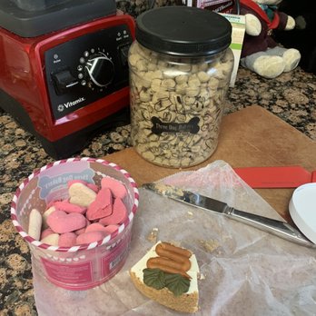 Three Dog Bakery - Pet Stores Near Me - Las Vegas, Nevada Three Dog Bakery - Pet Stores Near Me - Las Vegas, Nevada