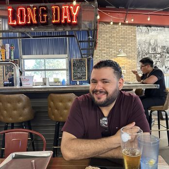 Desert Oak Barbecue - Barbeque Near Me - El Paso, Texas