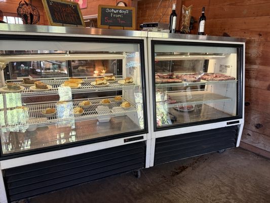 Longhorn Cattle Company by null