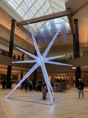 Rosedale Center by null