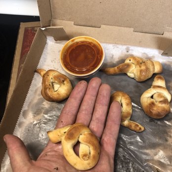 Anthony's Pizza - Garlic Knot Really? - Pizza Near Me - Luray, Virginia