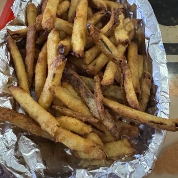 Flatbed Ford Cafe - Fried pickles - Cafes Near Me - Winslow, Arizona