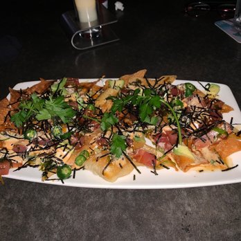 Yard House - Poke Nachos* - Bars Near Me - Hallandale Beach, Florida