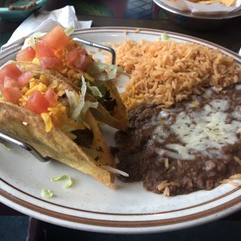 Casa Serrano - 2 shredded beef taco combo - Mexican Near Me - Laughlin, Nevada Casa Serrano - 2 shredded beef taco combo - Mexican Near Me - Laughlin, Nevada