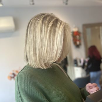 Color Lounge - Highlights & Cut by Emina - Hair Salons Near Me - Darien, Connecticut