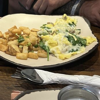 Egg Harbor Café - Breakfast & Brunch Near Me - Sandy Springs, Georgia