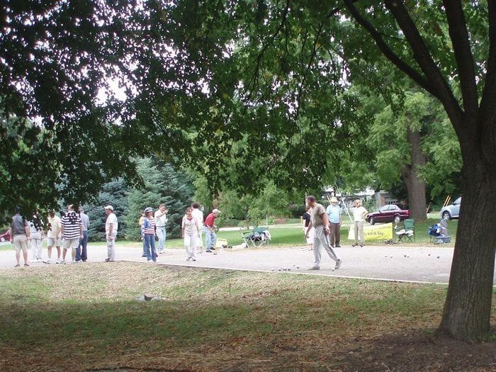 Burns Park Petanque Courts Logo