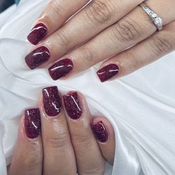 Deluxe Nails & Spa