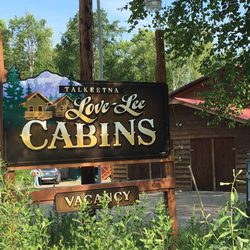 Talkeetna Love-Lee Cabins - Cabins.