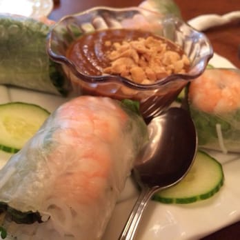 Pho 84 - Shrimp rolls appetizer - Vietnamese Near Me - Oakland, California Pho 84 - Shrimp rolls appetizer - Vietnamese Near Me - Oakland, California