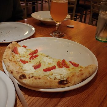 800 Degrees - Pizza Near Me - Fort Wayne, Indiana