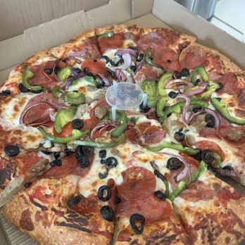 Stratton's Pizzeria - Combination - Pizza Near Me - Galt, California