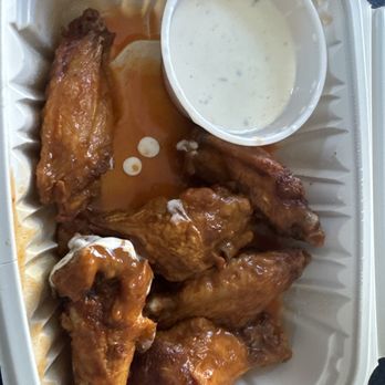 Empire Pizza Bar Mint Hill - Buffalo wings - Pizza Near Me - Mint Hill, North Carolina Empire Pizza Bar Mint Hill - Buffalo wings - Pizza Near Me - Mint Hill, North Carolina