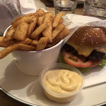 Grand Trailer Park Taverna - Ksa burger - Burgers Near Me - Melbourne, VIC