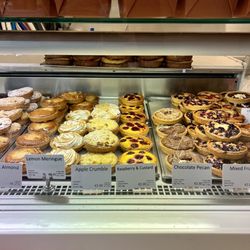 The Pie Maker - So many choices of tarts and other tasty treats