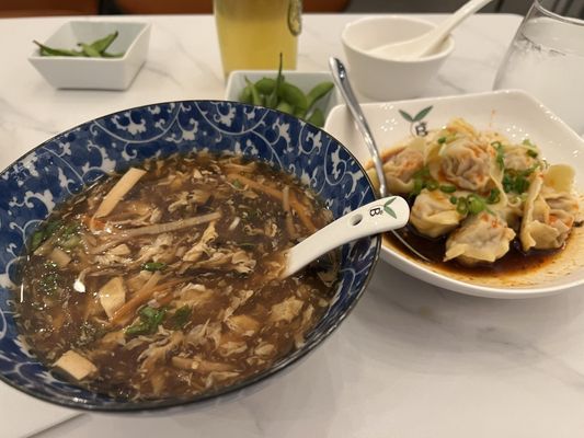 Yeh’s Bao Chinese Restaurant,Fusion Food 中餐厅 by null