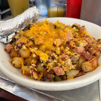 Nick's Cafe - Meat lovers skillet - Diners Near Me - Los Angeles, California
