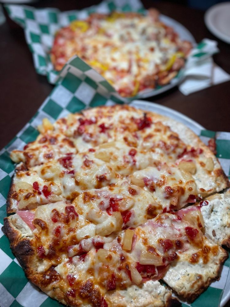 LATUFF’S PIZZERIA Updated September 2024 67 Photos & 127 Reviews