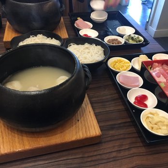 Yunshang Rice Noodle - Table set up - Chinese Near Me - Markham, Ontario Yunshang Rice Noodle - Table set up - Chinese Near Me - Markham, Ontario