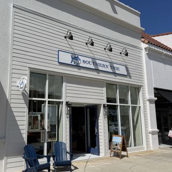 Southern Tide-Jacksonville - Another view of Southern Tide. - Women's Clothing Near Me - Jacksonville, Florida Southern Tide-Jacksonville - Another view of Southern Tide. - Women's Clothing Near Me - Jacksonville, Florida