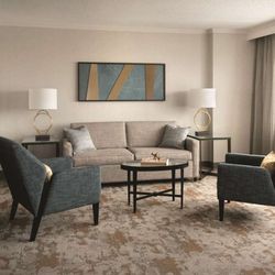 Embassy Suites by Hilton Bethesda Washington DC - Guest room