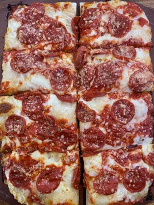 Vivio's II Food & Spirits by null