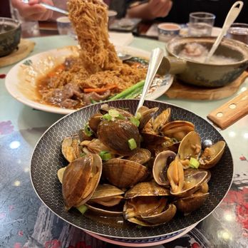Congee Village - Clams - Cantonese Near Me - Flushing, New York Congee Village - Clams - Cantonese Near Me - Flushing, New York