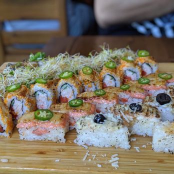 Green Leaf Sushi - Sushi Bars Near Me - Vancouver, British Columbia