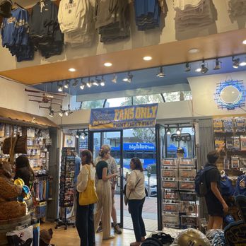 Campus Store LA - Sports Wear Near Me - Los Angeles, California