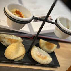 Upperdeck - Complementary bread